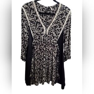 Free People Babydoll Floral Black and White Dress. Oversized Xs